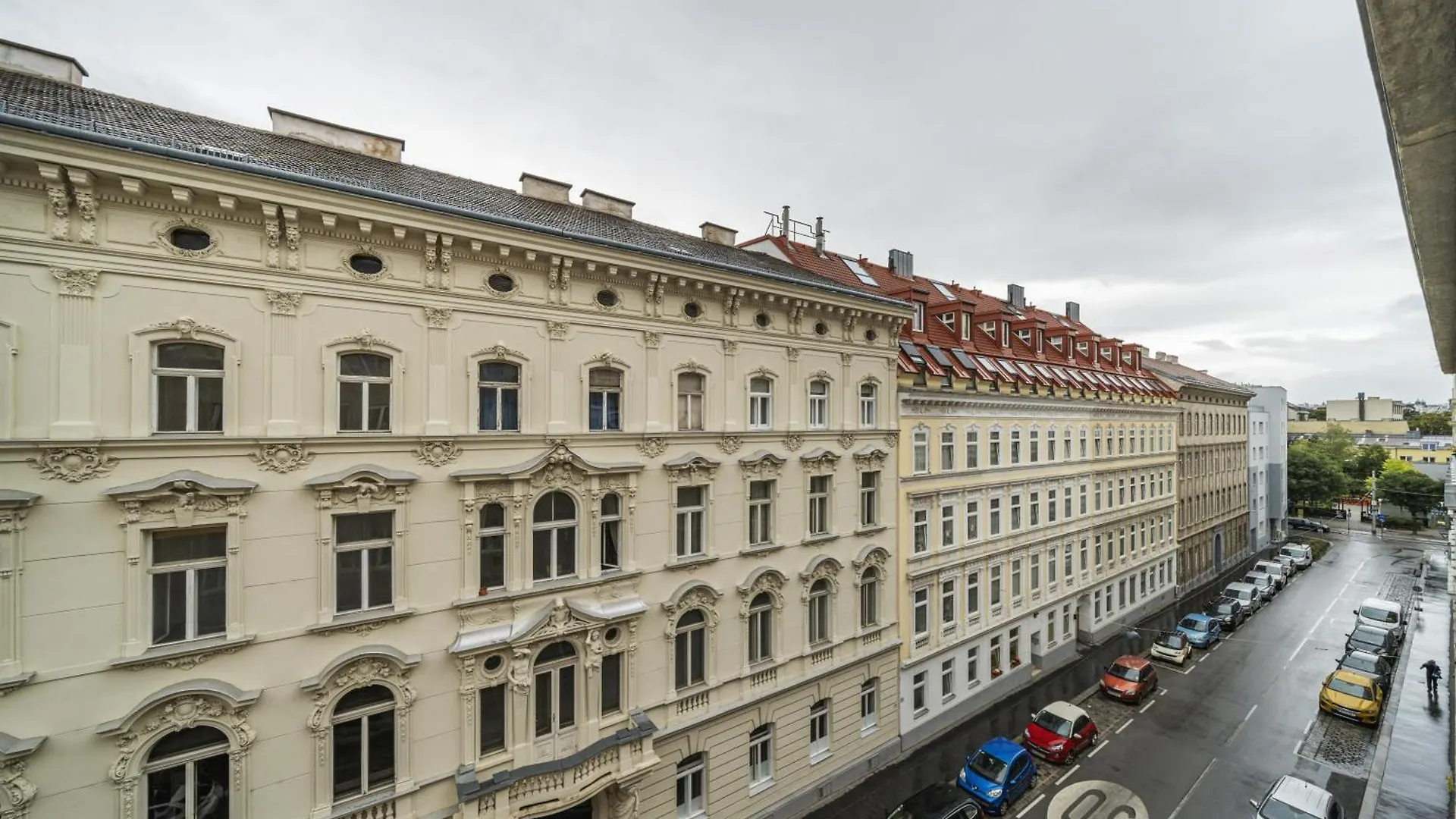 Beautiful Apartment In The 5Th District Vienna